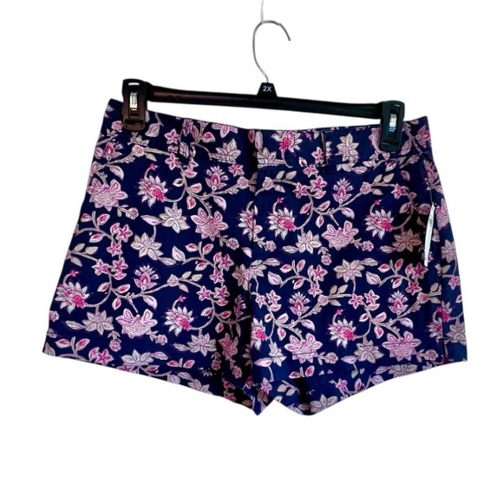 Gap Women NWT Women’s Size 8 Navy Blue Floral Stretch Mid Rise City Shorts